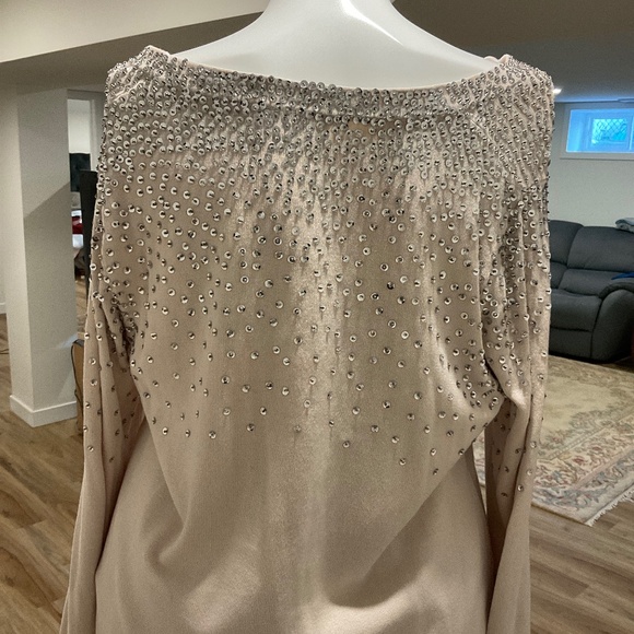 Elegant Cream Sweater with Silver Embellishments - Picture 3 of 10